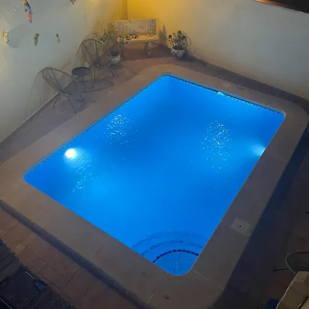 Casa Hollandia تورّيفيِخا